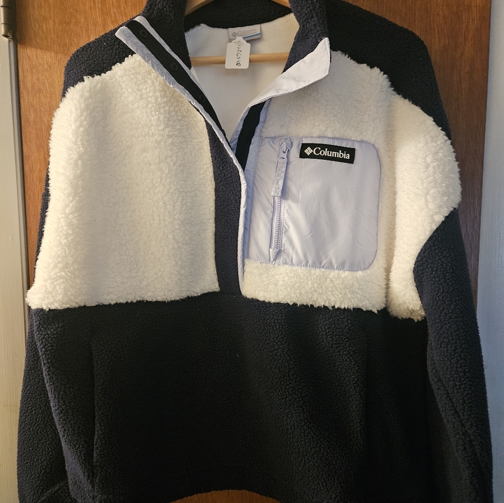 Columbia Black and White Sherpa Half-Zip Pullover Jacket